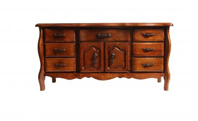 Antique Furniture Refinishing detail